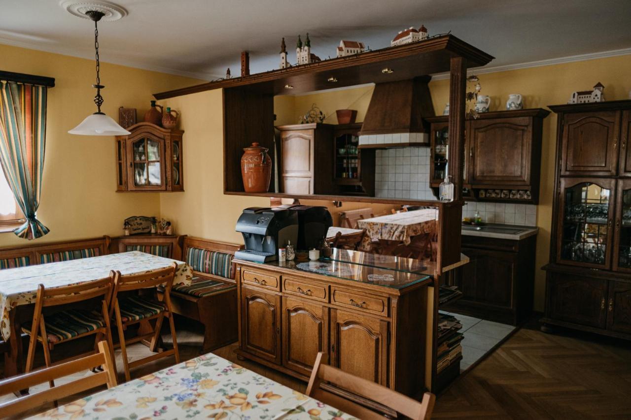 Hemina Vendégház Tata Extérieur photo